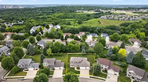 2043 Hightop Place NE Rochester MN 55906