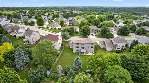 2043 Hightop Place NE Rochester MN 55906