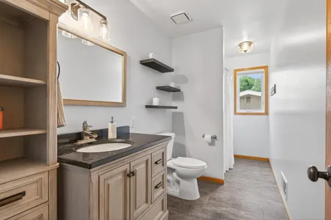 600 Kipp Jordan MN 55352
