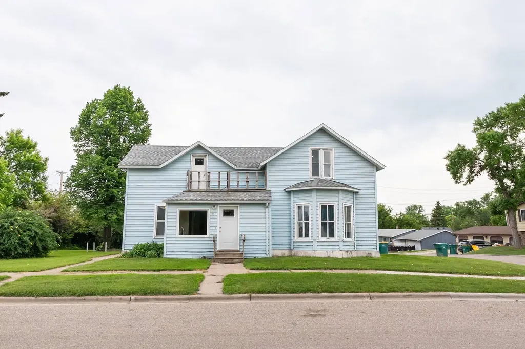 53 1st Avenue NW Mayville ND 58257