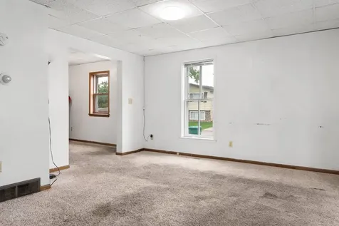 53 1st Avenue NW Mayville ND 58257