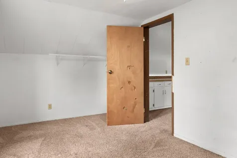 53 1st Avenue NW Mayville ND 58257
