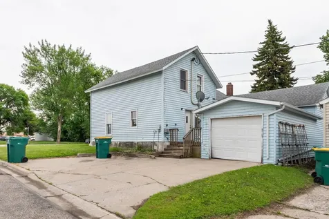 53 1st Avenue NW Mayville ND 58257