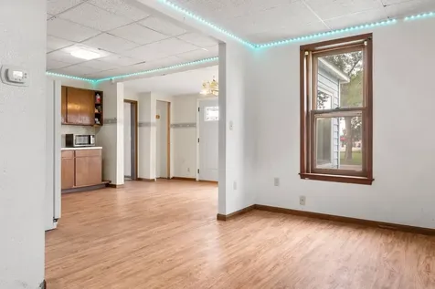 53 1st Avenue NW Mayville ND 58257