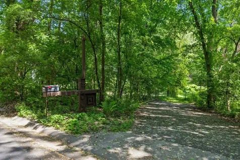 3530 Ridgewood Road Arden Hills MN 55112