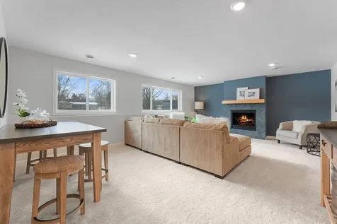 14340 Alder Way Rosemount MN 55068