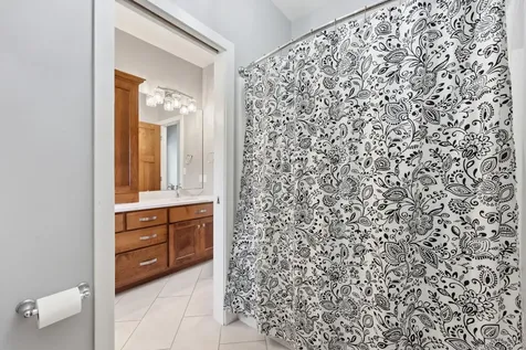 4186 Furnberg Place S Fargo ND 58104