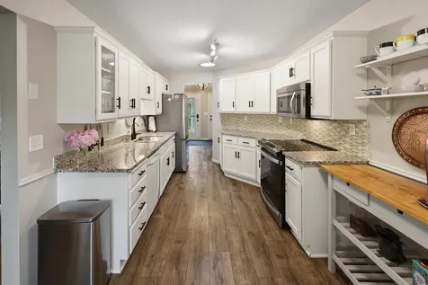 2543 Colony Circle Saint Cloud MN 56303