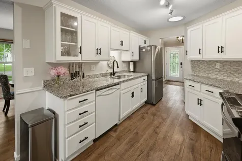 2543 Colony Circle Saint Cloud MN 56303