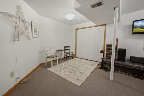2543 Colony Circle Saint Cloud MN 56303