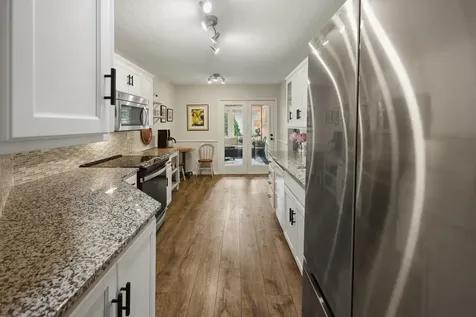 2543 Colony Circle Saint Cloud MN 56303