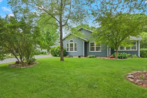 2543 Colony Circle Saint Cloud MN 56303