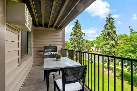 7301 W 101st Street Bloomington MN 55438