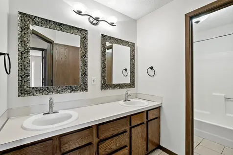 7301 W 101st Street Bloomington MN 55438