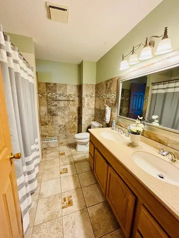 821 Clover Leaf Parkway NE Blaine MN 55434