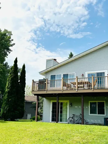 821 Clover Leaf Parkway NE Blaine MN 55434