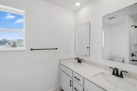 22361 Isla Way Rogers MN 55374