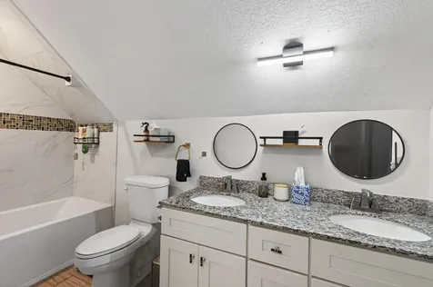 1061 Ohio Street West Saint Paul MN 55118