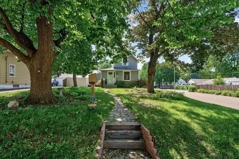 1061 Ohio Street West Saint Paul MN 55118