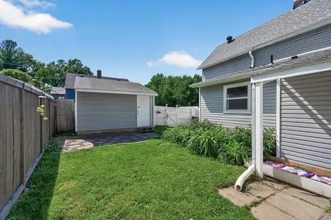 1061 Ohio Street West Saint Paul MN 55118
