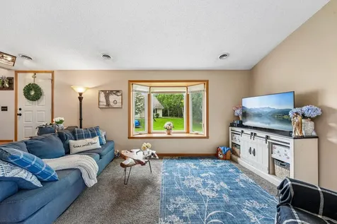 3654 Gershwin Lane N Oakdale MN 55128