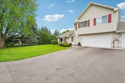 3654 Gershwin Lane N Oakdale MN 55128