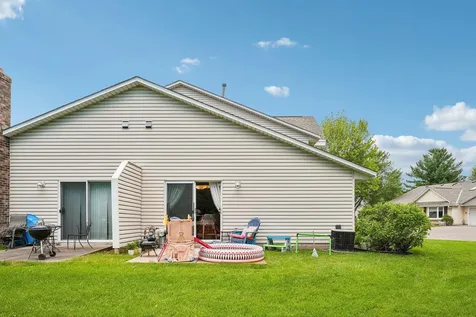 3654 Gershwin Lane N Oakdale MN 55128