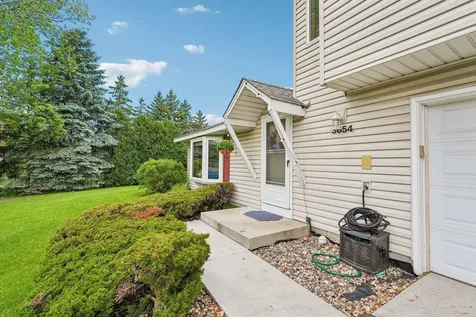 3654 Gershwin Lane N Oakdale MN 55128