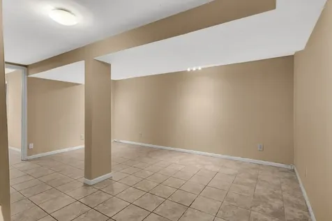 305 Lawson Avenue E Saint Paul MN 55130