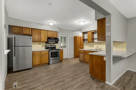 305 Lawson Avenue E Saint Paul MN 55130