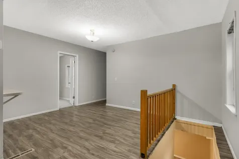 305 Lawson Avenue E Saint Paul MN 55130