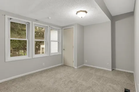 305 Lawson Avenue E Saint Paul MN 55130
