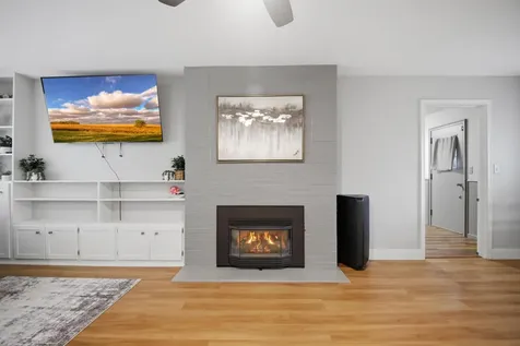 2022 Grand Avenue Albert Lea MN 56007