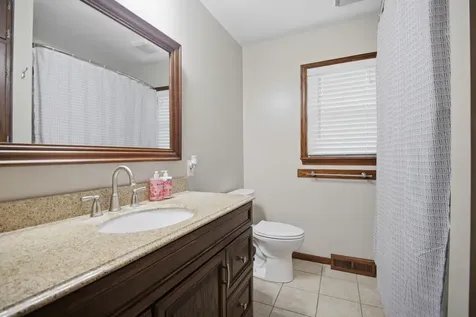 2022 Grand Avenue Albert Lea MN 56007