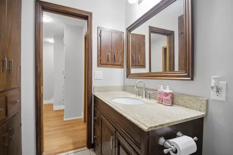 2022 Grand Avenue Albert Lea MN 56007