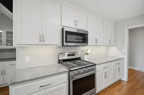 2022 Grand Avenue Albert Lea MN 56007