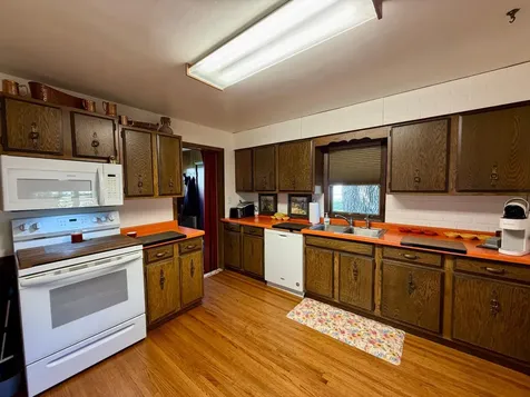 801 Mechanic Street Edgerton MN 56128