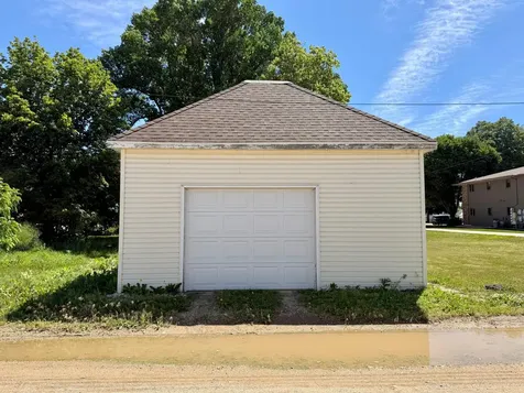 801 Mechanic Street Edgerton MN 56128