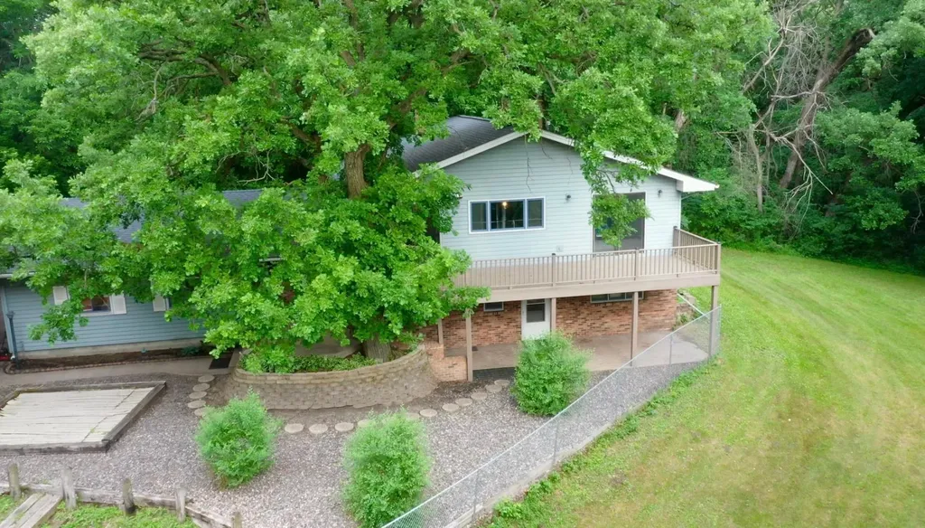 9706 State Highway 95 Princeton MN 55371