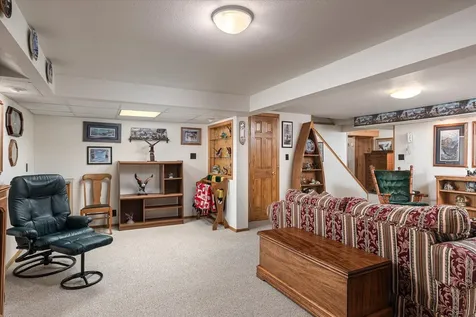 1003 S Elm Street La Crescent MN 55947