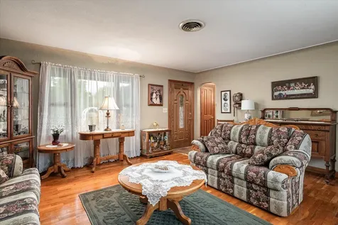 1003 S Elm Street La Crescent MN 55947