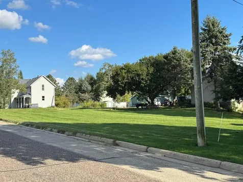 418 Monroe Caledonia MN 55921