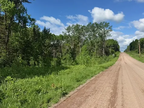 1576 County Road 8 Holyoke MN 55749