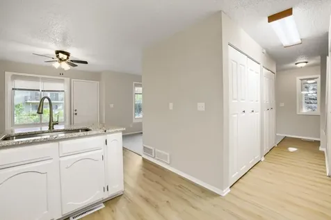 5918 Cahill Avenue Inver Grove Heights MN 55076