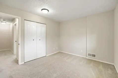 5918 Cahill Avenue Inver Grove Heights MN 55076