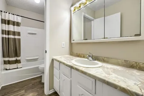 5918 Cahill Avenue Inver Grove Heights MN 55076