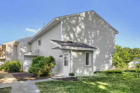 5918 Cahill Avenue Inver Grove Heights MN 55076