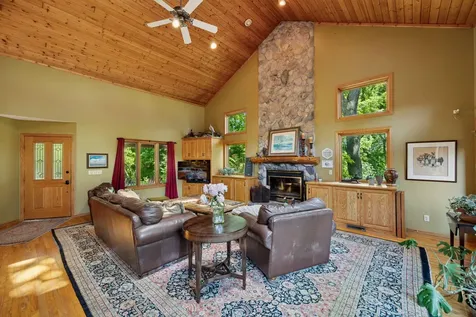 940 Brown Road S Wayzata MN 55391