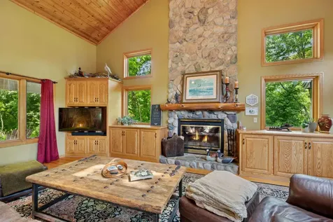 940 Brown Road S Wayzata MN 55391