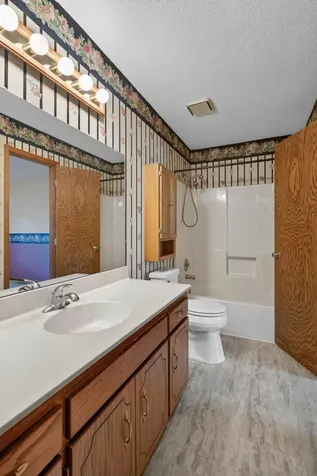 10770 Linwood Forest Drive Champlin MN 55316